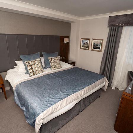 Golden Lion Hotel Stirling Dış mekan fotoğraf