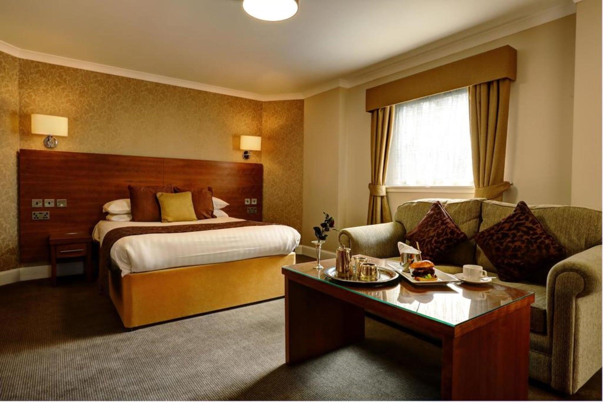Golden Lion Hotel Stirling Dış mekan fotoğraf