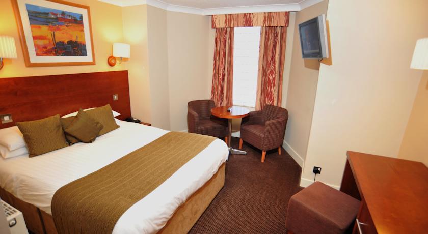 Golden Lion Hotel Stirling Dış mekan fotoğraf
