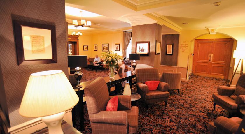 Golden Lion Hotel Stirling Dış mekan fotoğraf