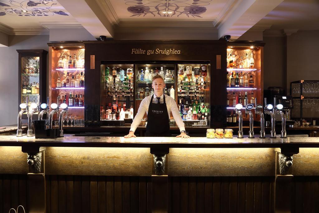 Golden Lion Hotel Stirling Dış mekan fotoğraf