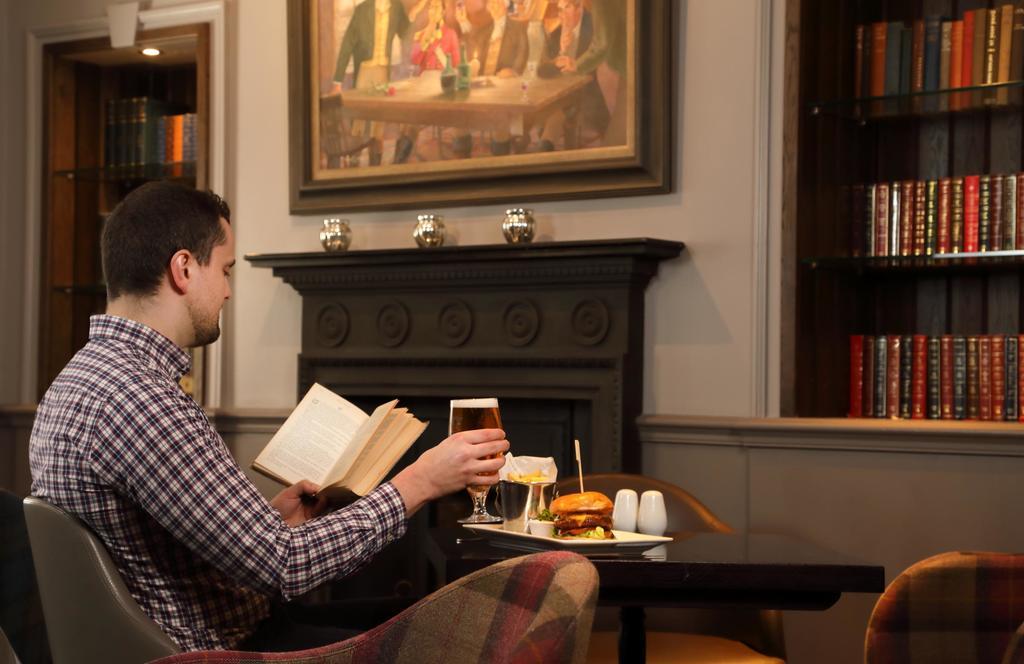 Golden Lion Hotel Stirling Dış mekan fotoğraf
