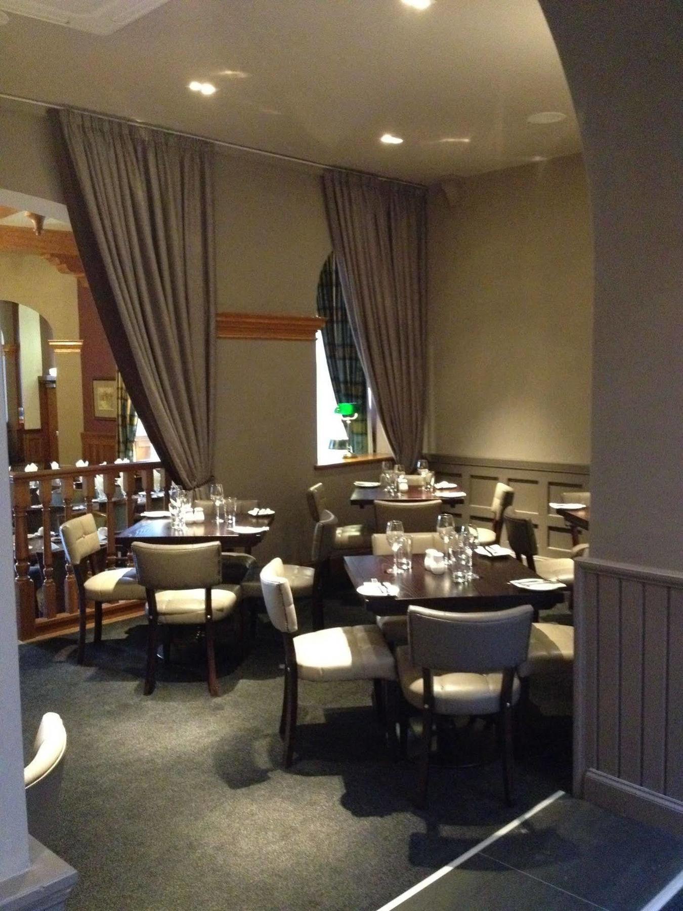 Golden Lion Hotel Stirling Dış mekan fotoğraf