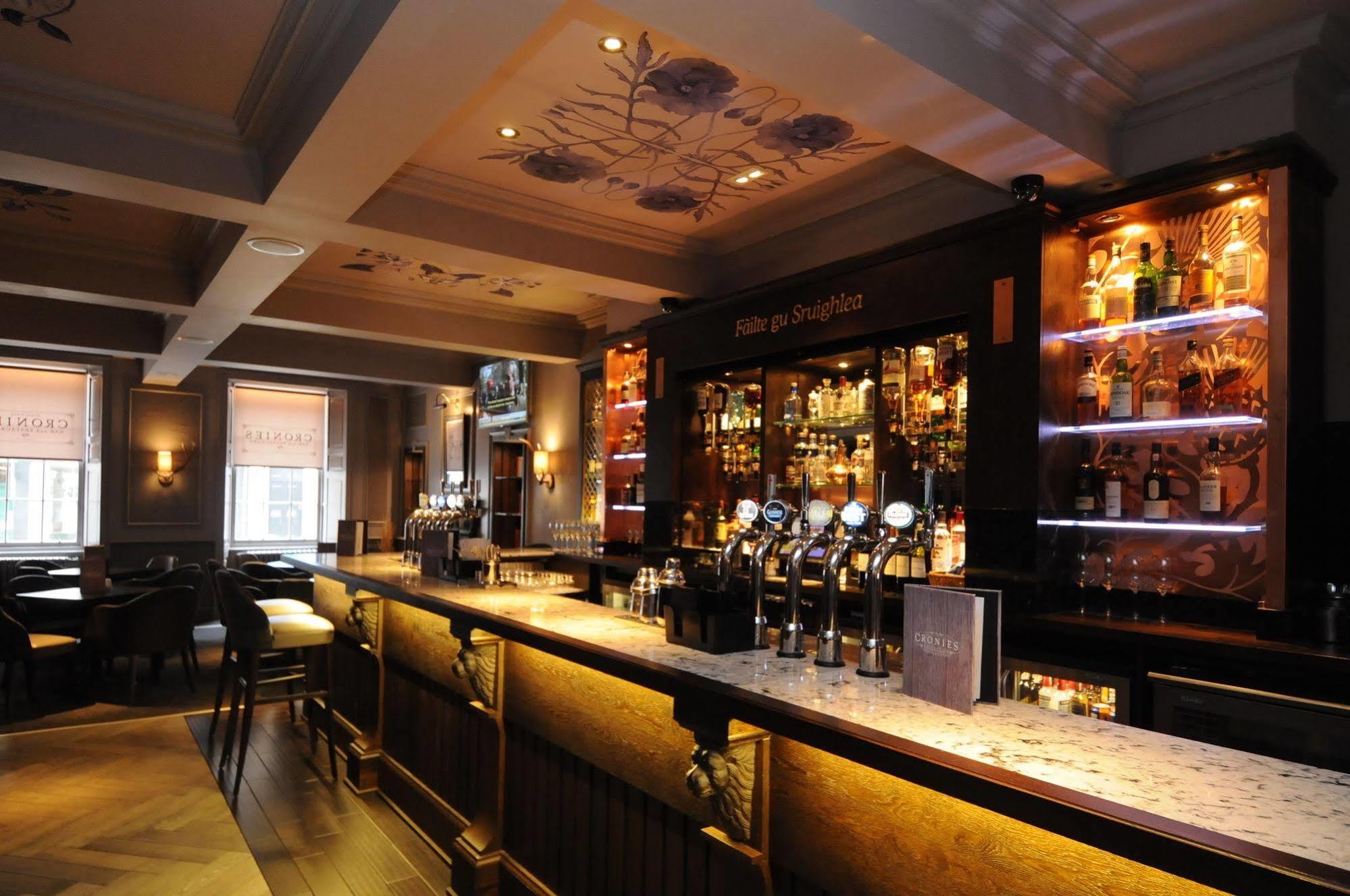 Golden Lion Hotel Stirling Dış mekan fotoğraf
