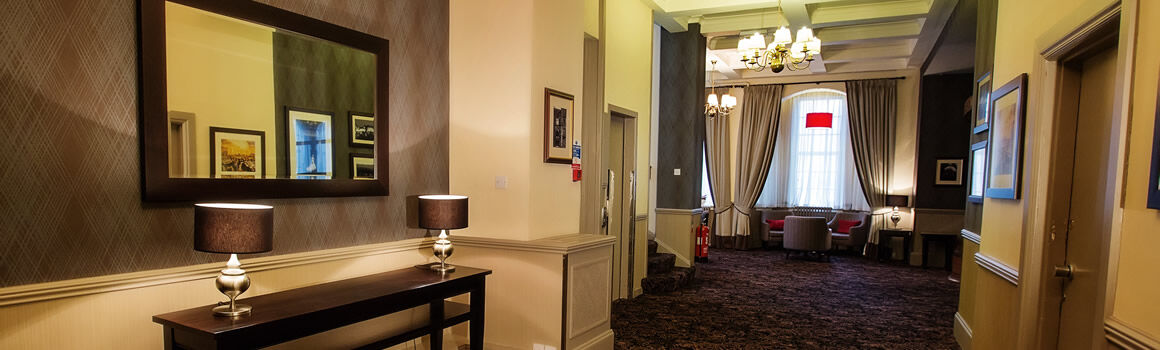 Golden Lion Hotel Stirling Dış mekan fotoğraf